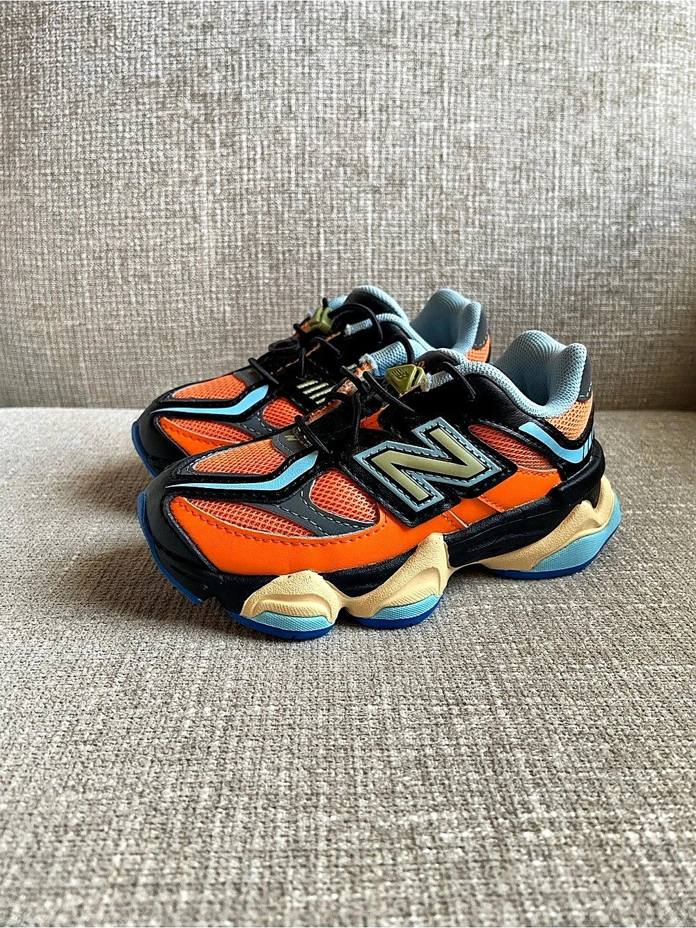 New Balance 9060 Sneakers Toddler Sz 9 M Sunflower Oranges Blue Yellow EUC
